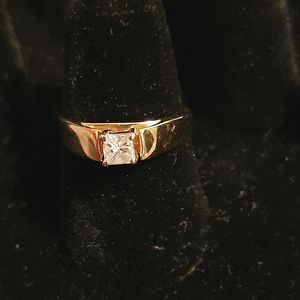 Diamond ring 1/4 carat solitaire